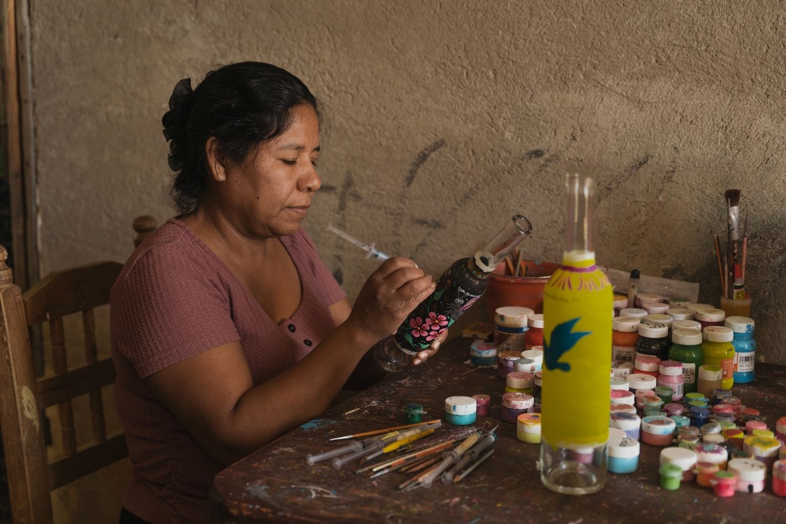 Mezcal Espadín joven con Caja – Edición Especial “Quiéreme Mucho” - Imagen 3